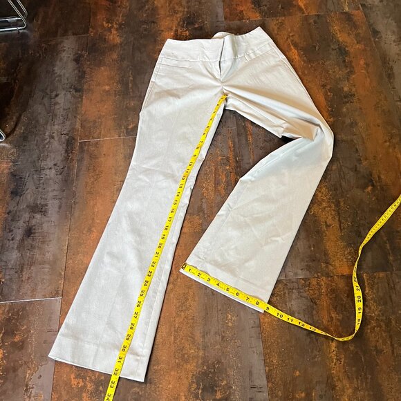 NWT The Limited Beige Exact Stretch Bootcut Pants, Size 2 - Picture 5 of 10